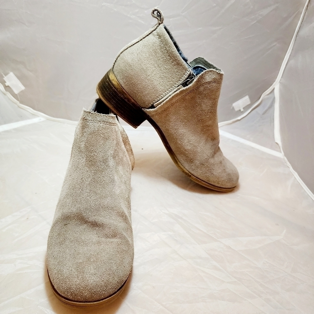 Toms Toffee Suede Deia Ankle Boots Women's 9 Tuape Neutral Tan Brown Side Zip - Picture 2 of 15